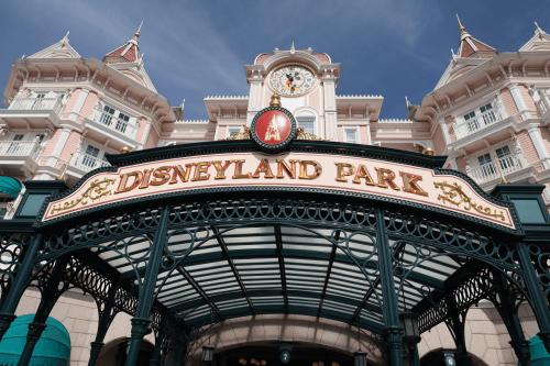 Egy hely, ahol az álmok valóra válnak – Irány a párizsi Disneyland, az Eurodisney!