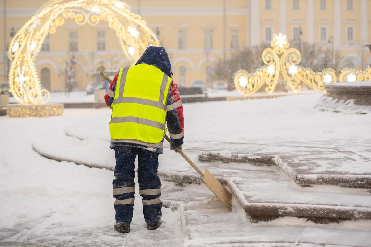 Hogyan válasszuk ki a megfelelő téli munkavédelmi cipőt